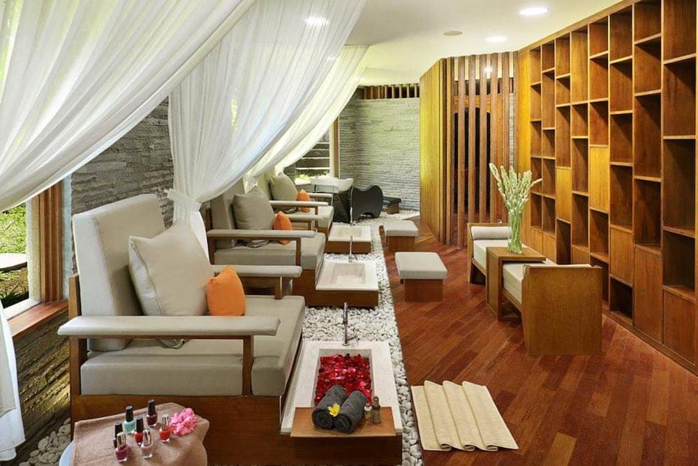 Pandawa All Suites Hotel Seminyak Exterior foto